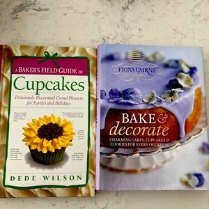 Cupcake and sweet 🍩 treats cookbooks
